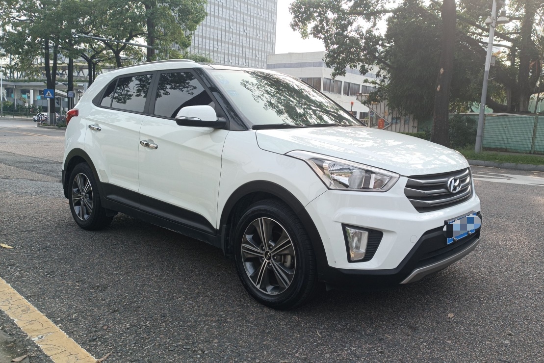 现代ix25 2015款 1.6L 自动两驱智能型GLS