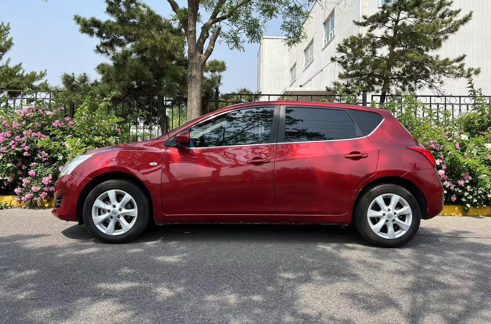 日产 骐达 2011款 1.6L CVT智能型