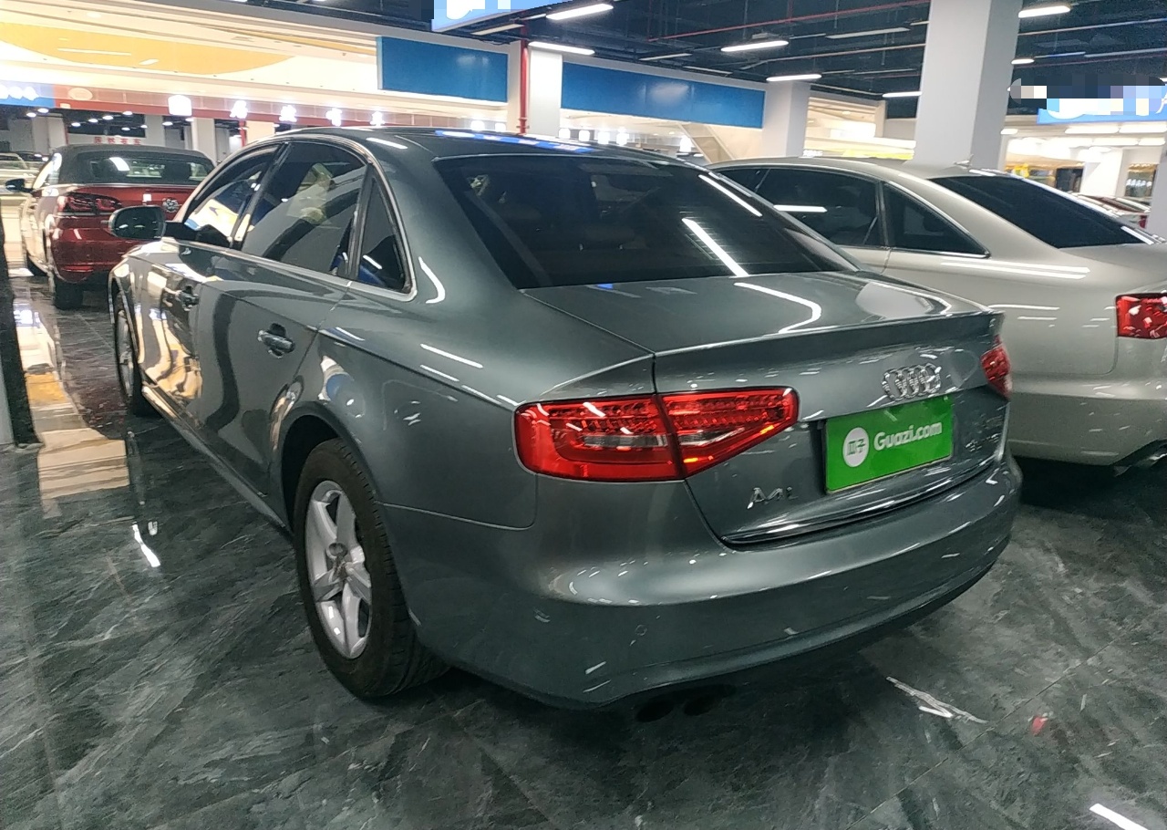 奥迪A4L 2013款 35 TFSI 自动舒适型