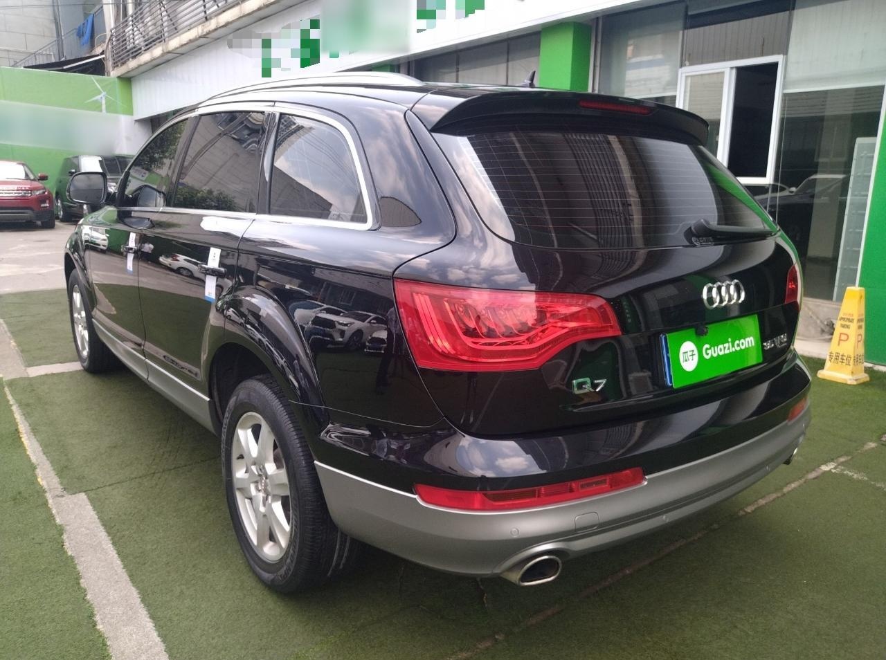 奥迪Q7 2014款 35 TFSI 进取型(进口)