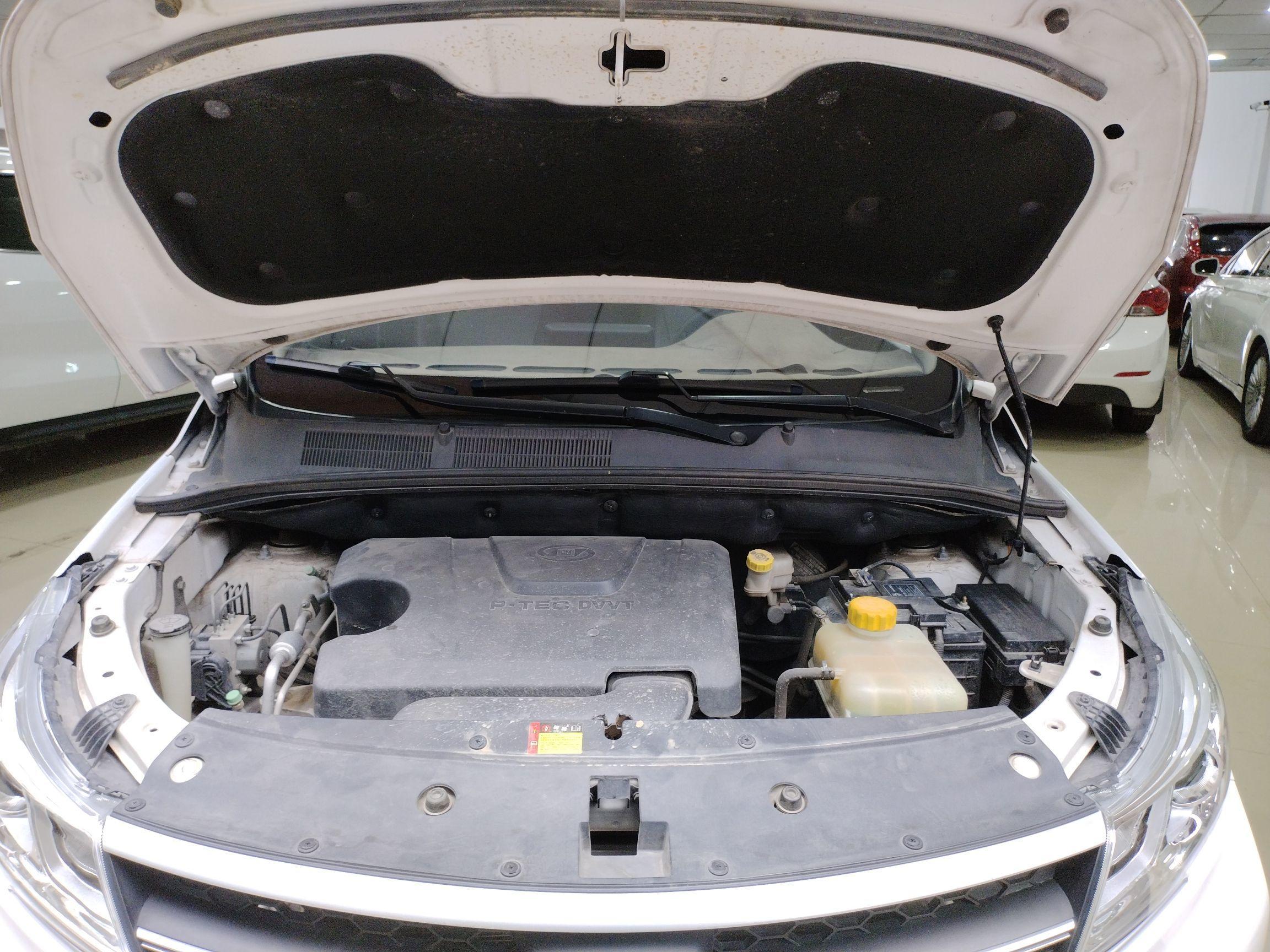 宝骏730 2021款 1.5L 手动时尚型 7座