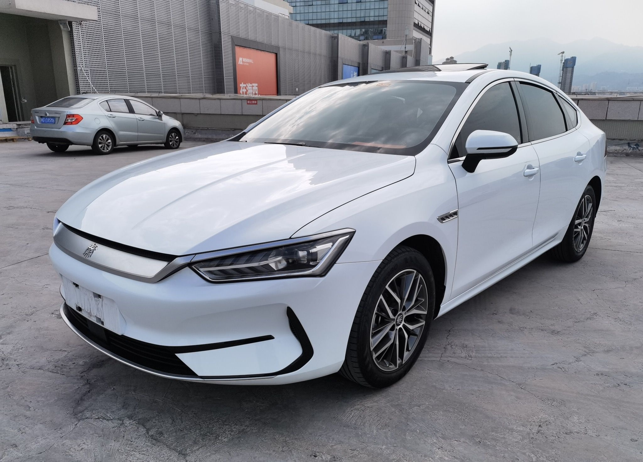 比亚迪 秦PLUS 2021款 EV 500KM 豪华型