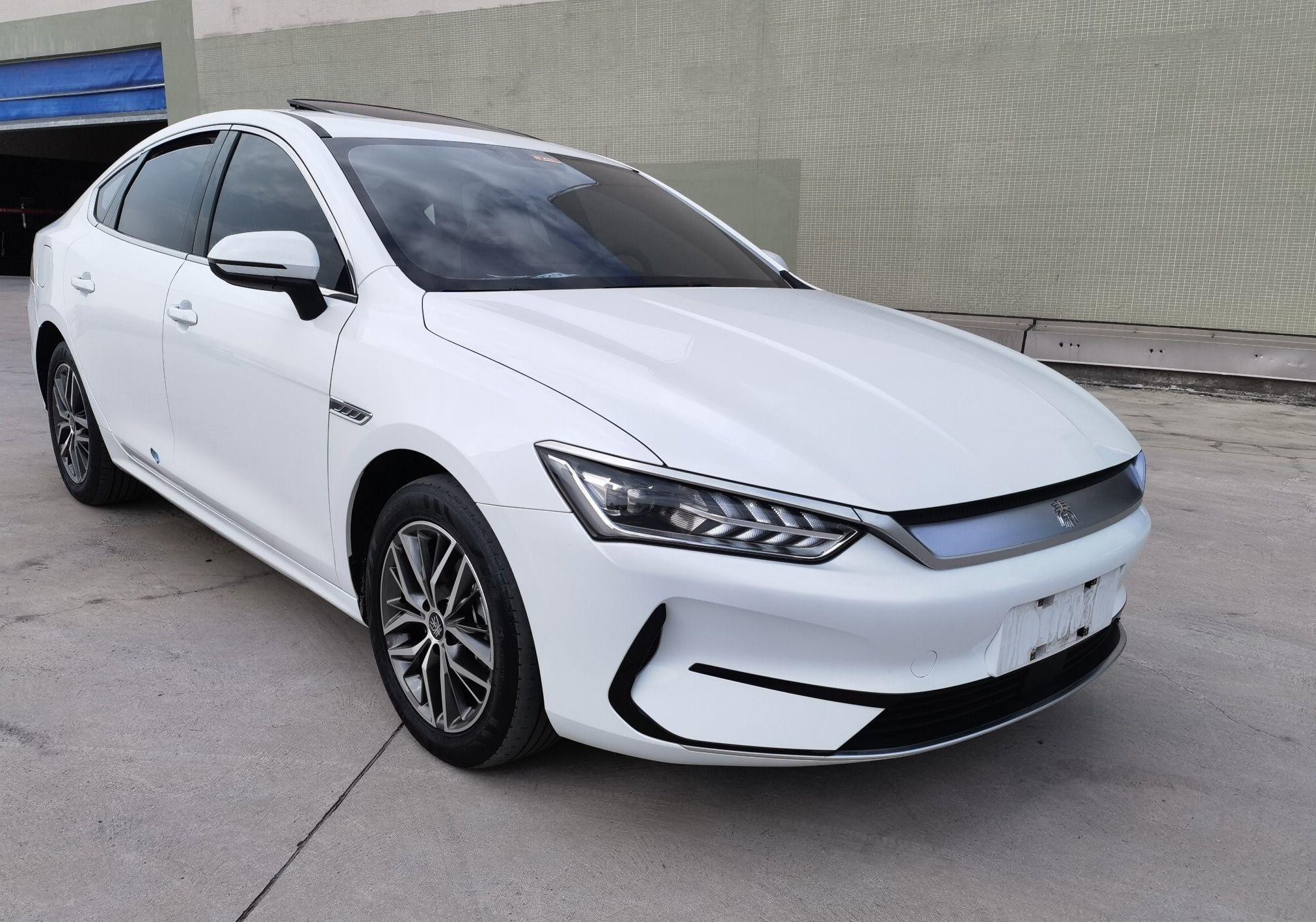 比亚迪 秦PLUS 2021款 EV 500KM 豪华型