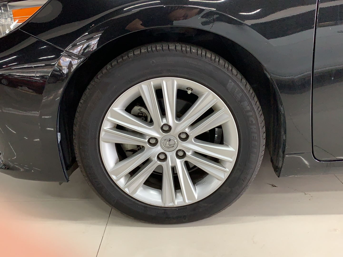 雷克萨斯ES 2013款 250 典雅版