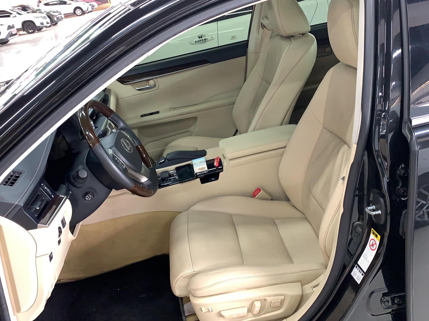 雷克萨斯ES 2013款 250 典雅版