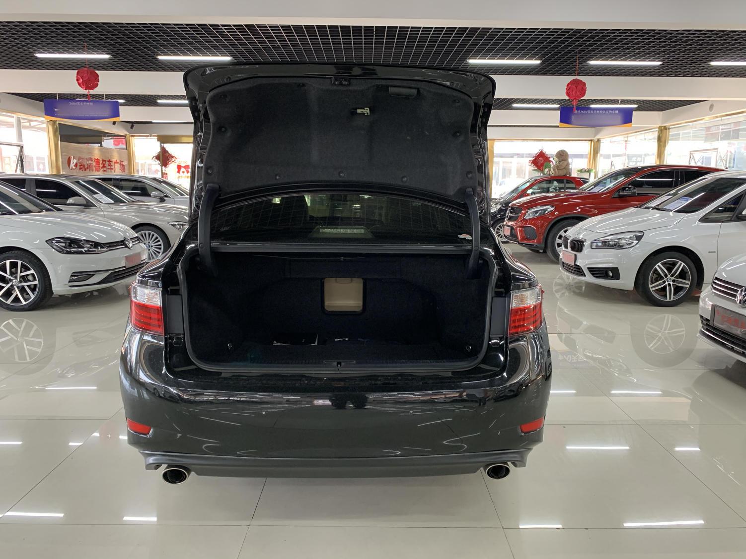 雷克萨斯ES 2013款 250 典雅版