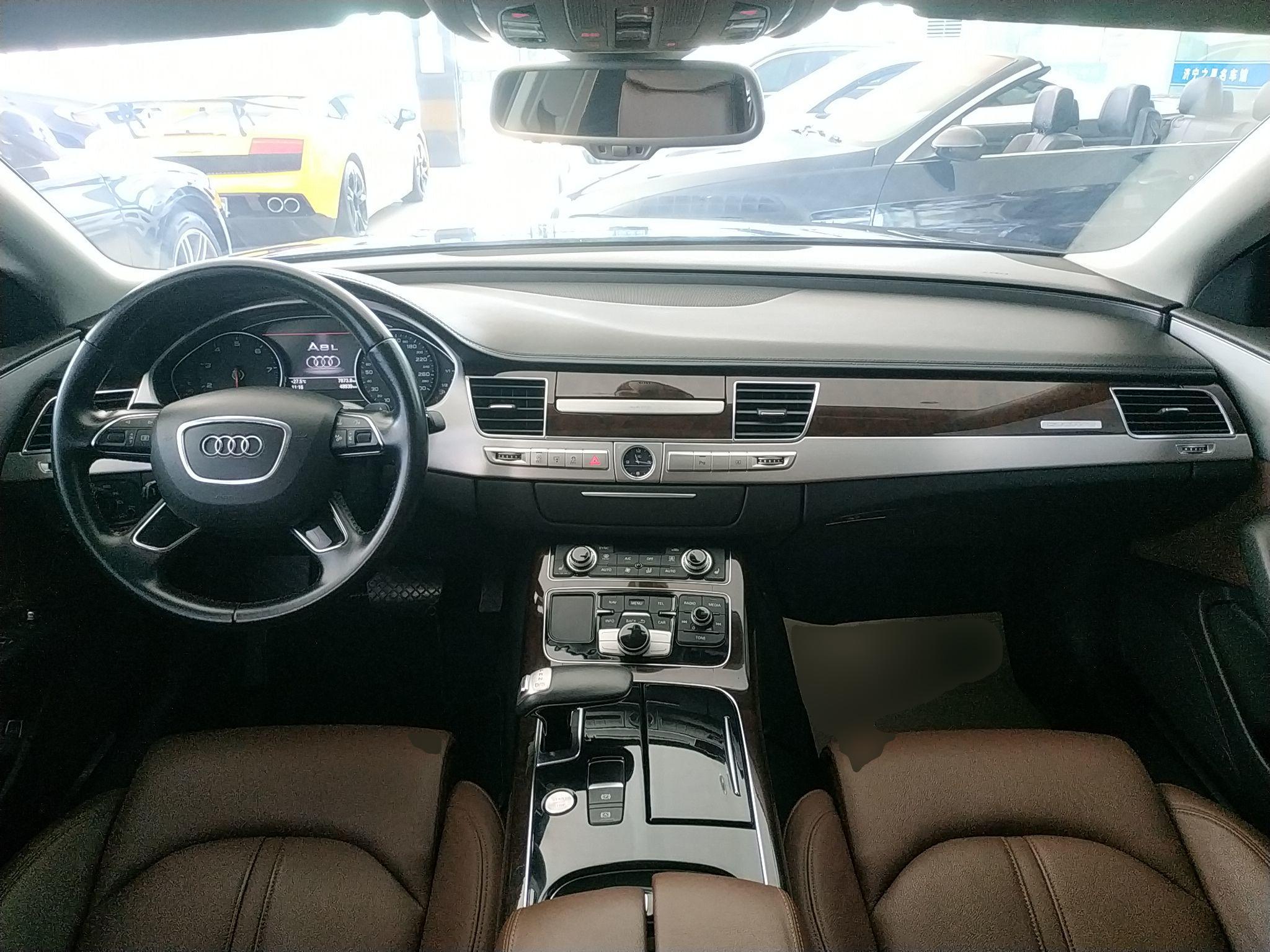 奥迪A8 2014款 A8L 45 TFSI quattro舒适型(进口)