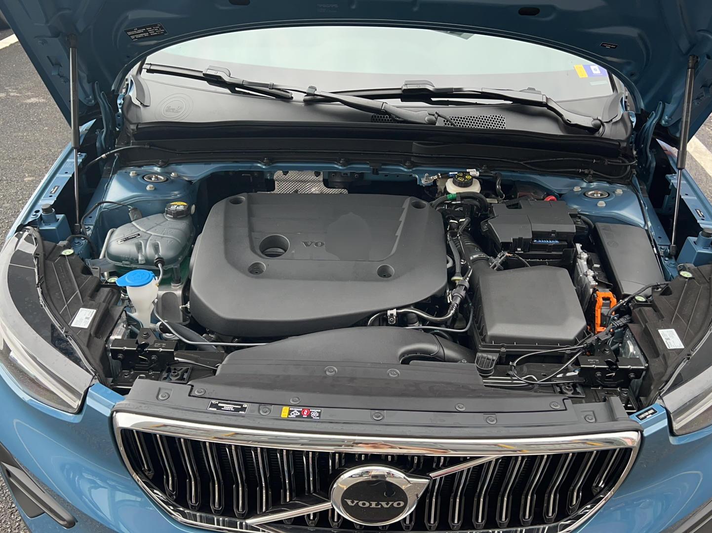 沃尔沃XC40 2023款 B3 智行时尚版