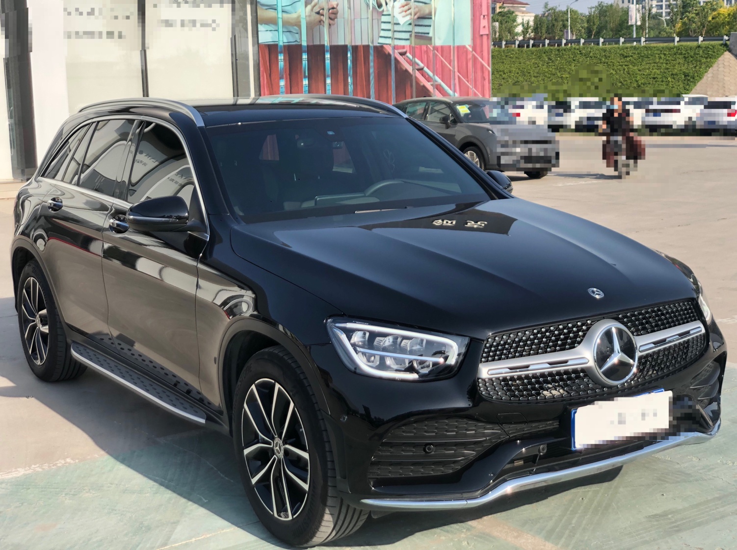 奔驰GLC级 2022款 改款二 GLC 260 L 4MATIC 豪华型