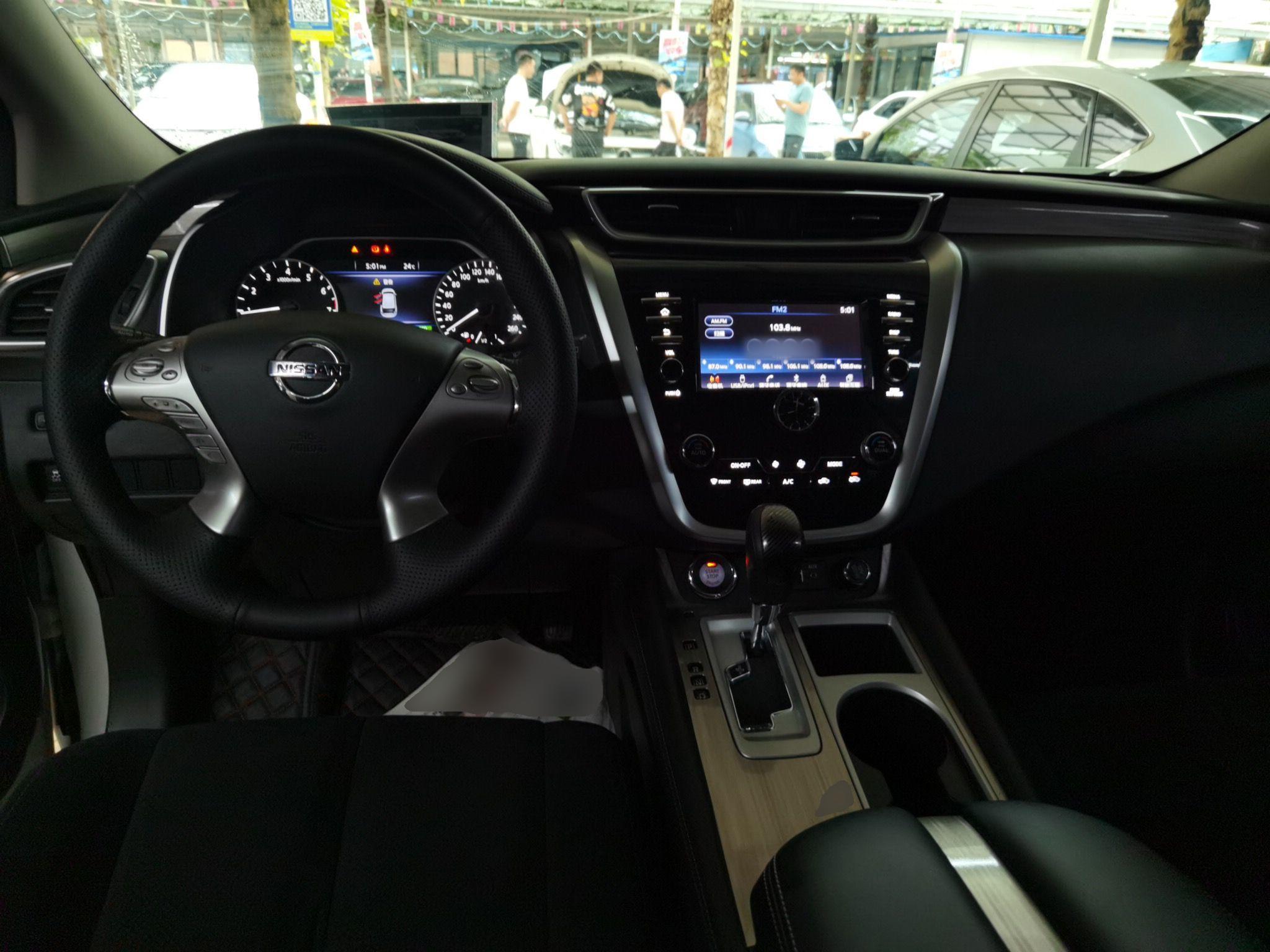 日产 楼兰 2021款 2.5L XE 两驱精英版