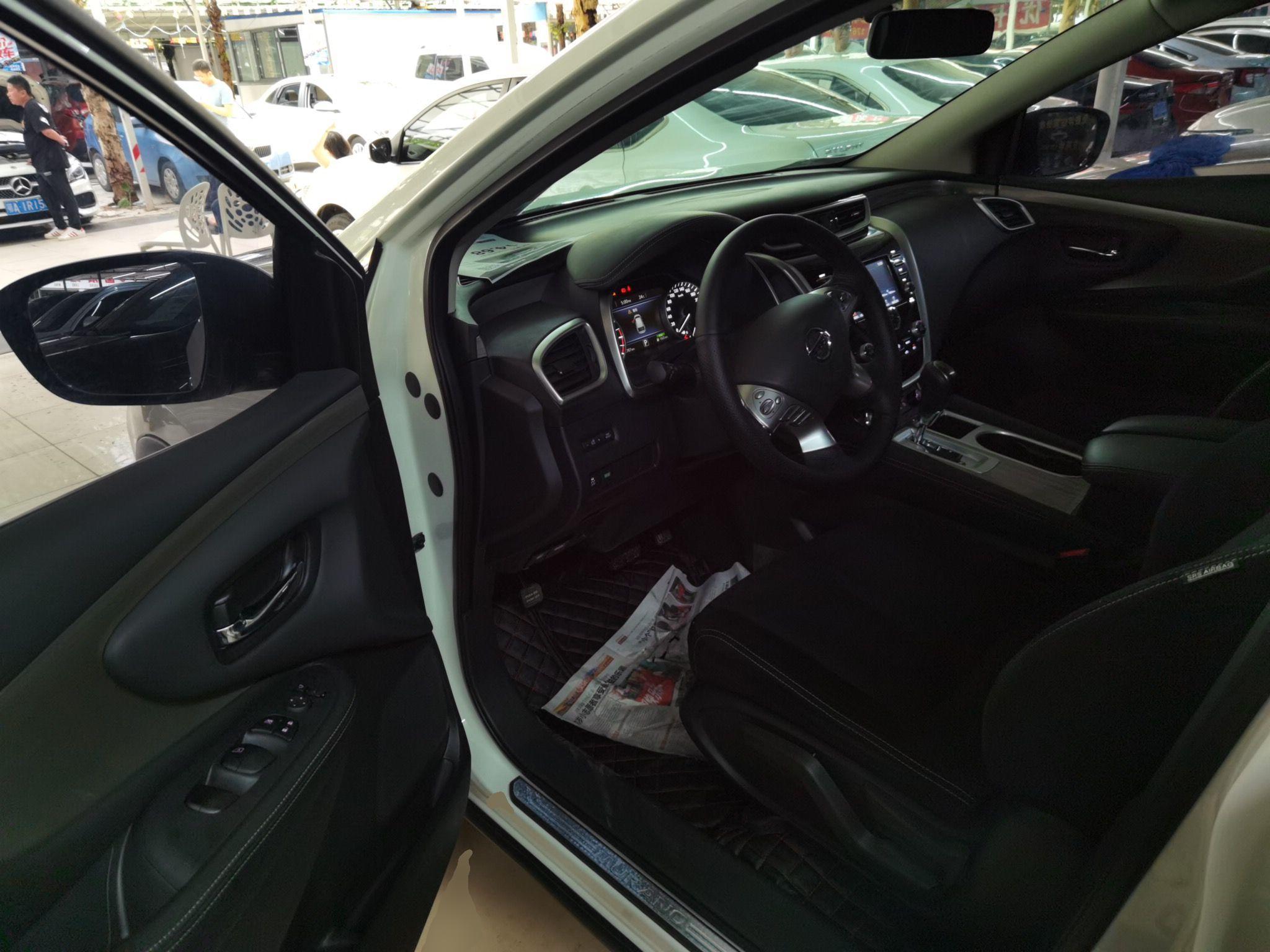 日产 楼兰 2021款 2.5L XE 两驱精英版