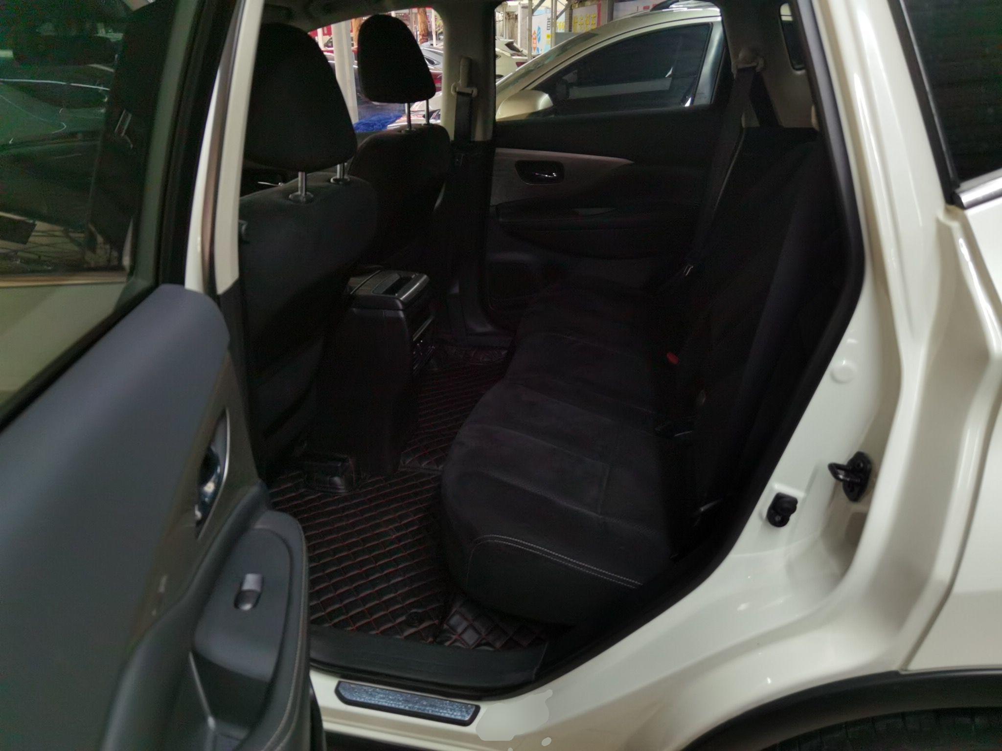 日产 楼兰 2021款 2.5L XE 两驱精英版