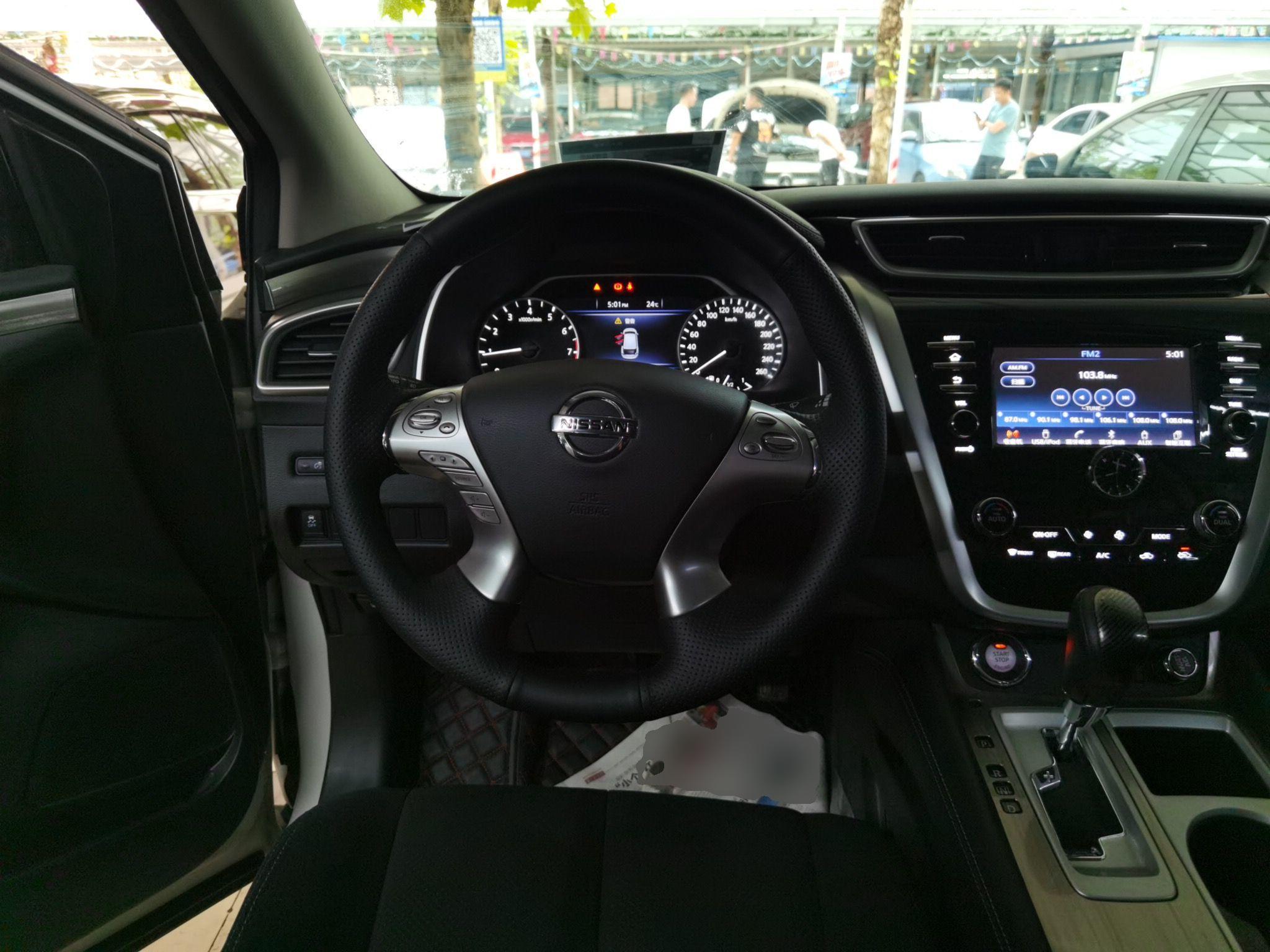 日产 楼兰 2021款 2.5L XE 两驱精英版