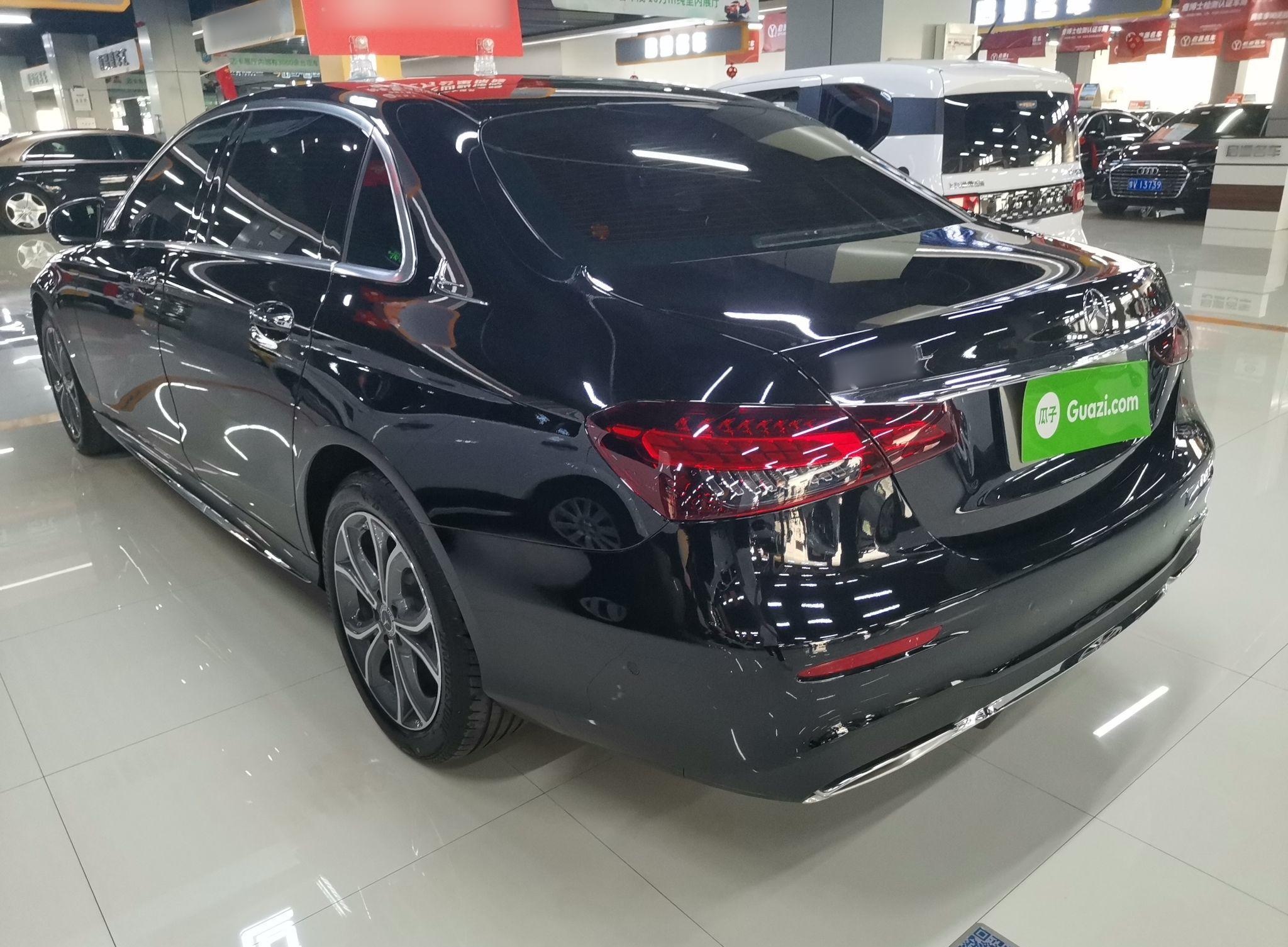 奔驰E级 2023款 E 300 L 运动时尚型