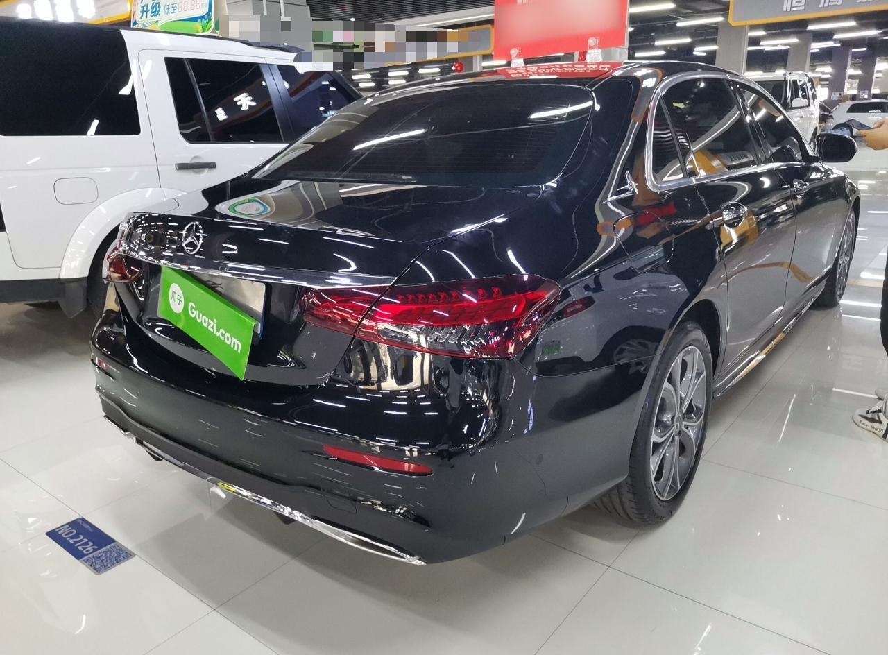 奔驰E级 2023款 E 300 L 运动时尚型