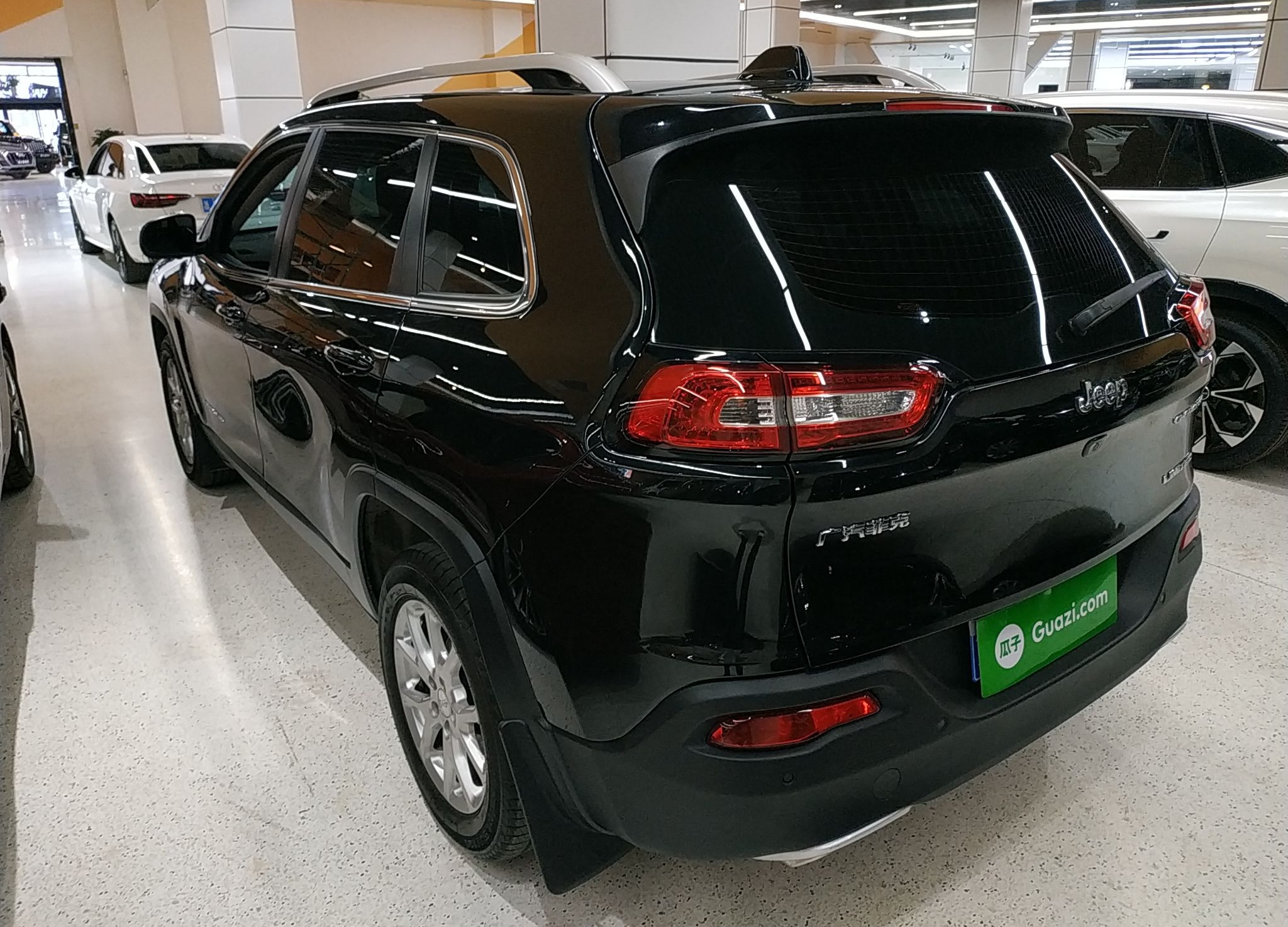 Jeep 自由光 2017款 2.4L 领先版