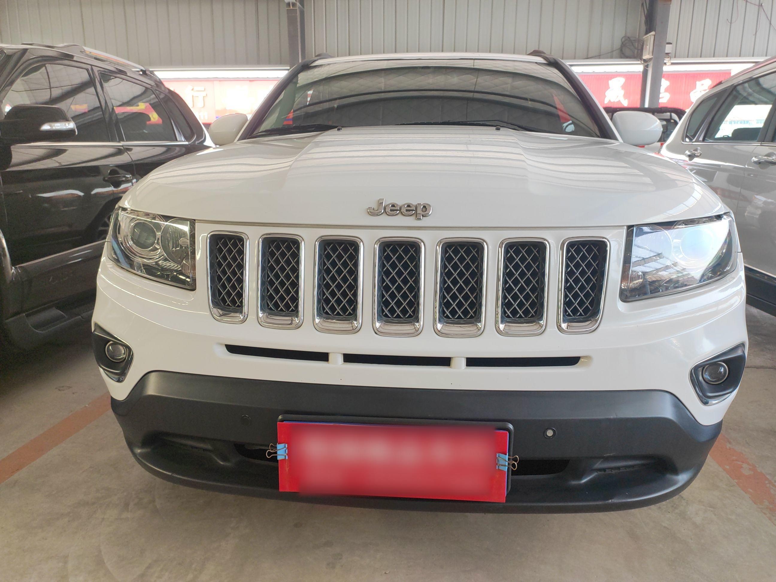 Jeep 指南者 2014款 改款 2.4L 四驱豪华版(进口)