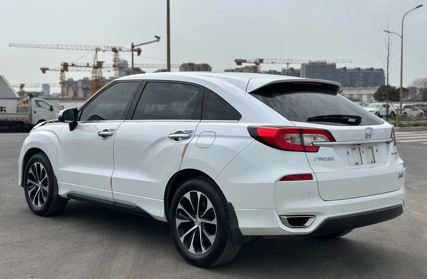 本田 冠道 2017款 240TURBO 两驱尊享版