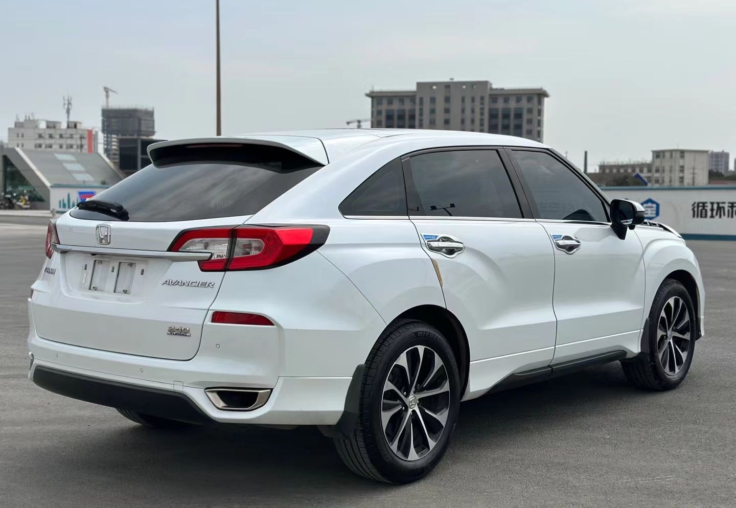 本田 冠道 2017款 240TURBO 两驱尊享版