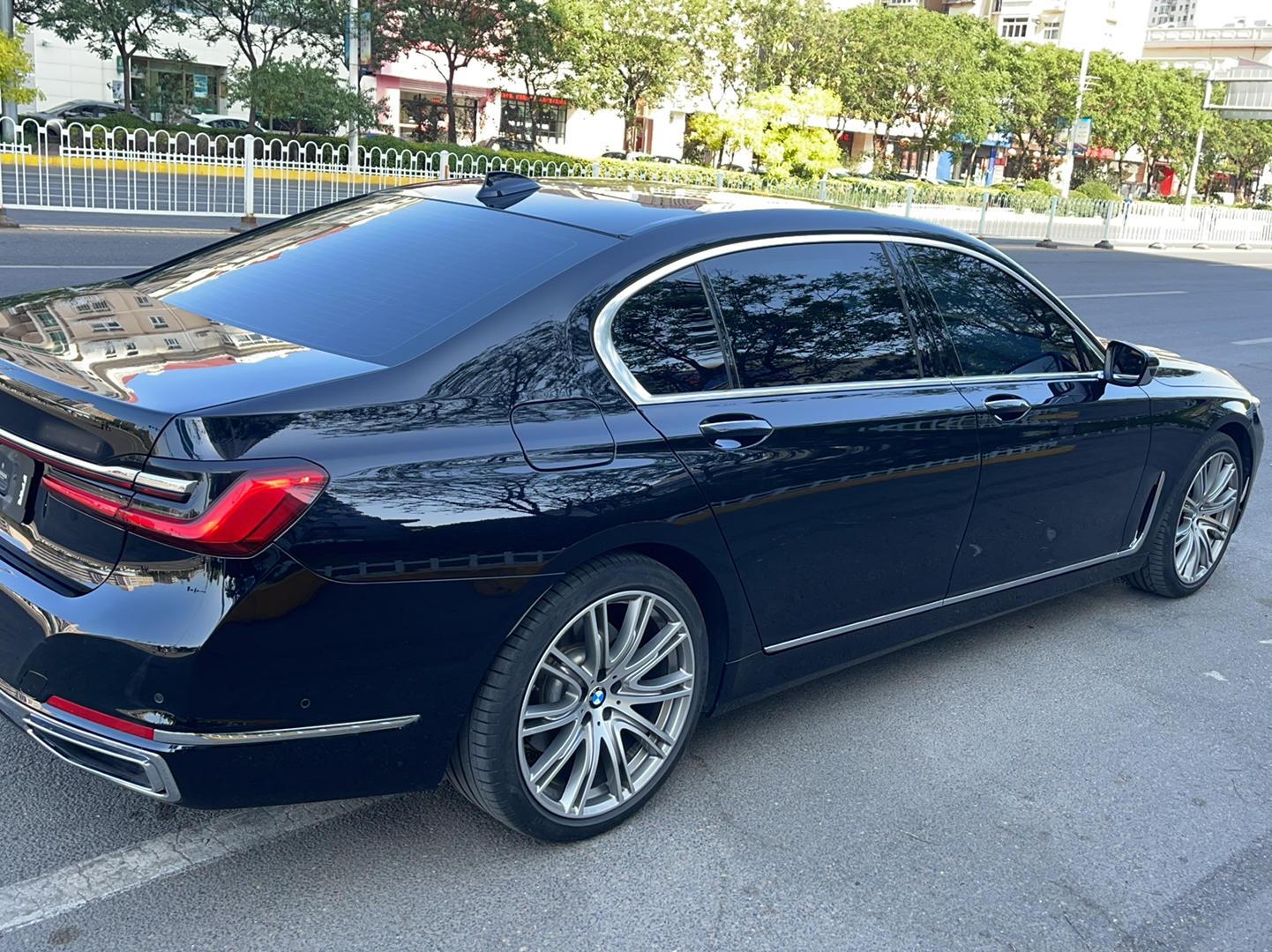 宝马7系 2019款 740Li xDrive 行政型 豪华套装(进口)