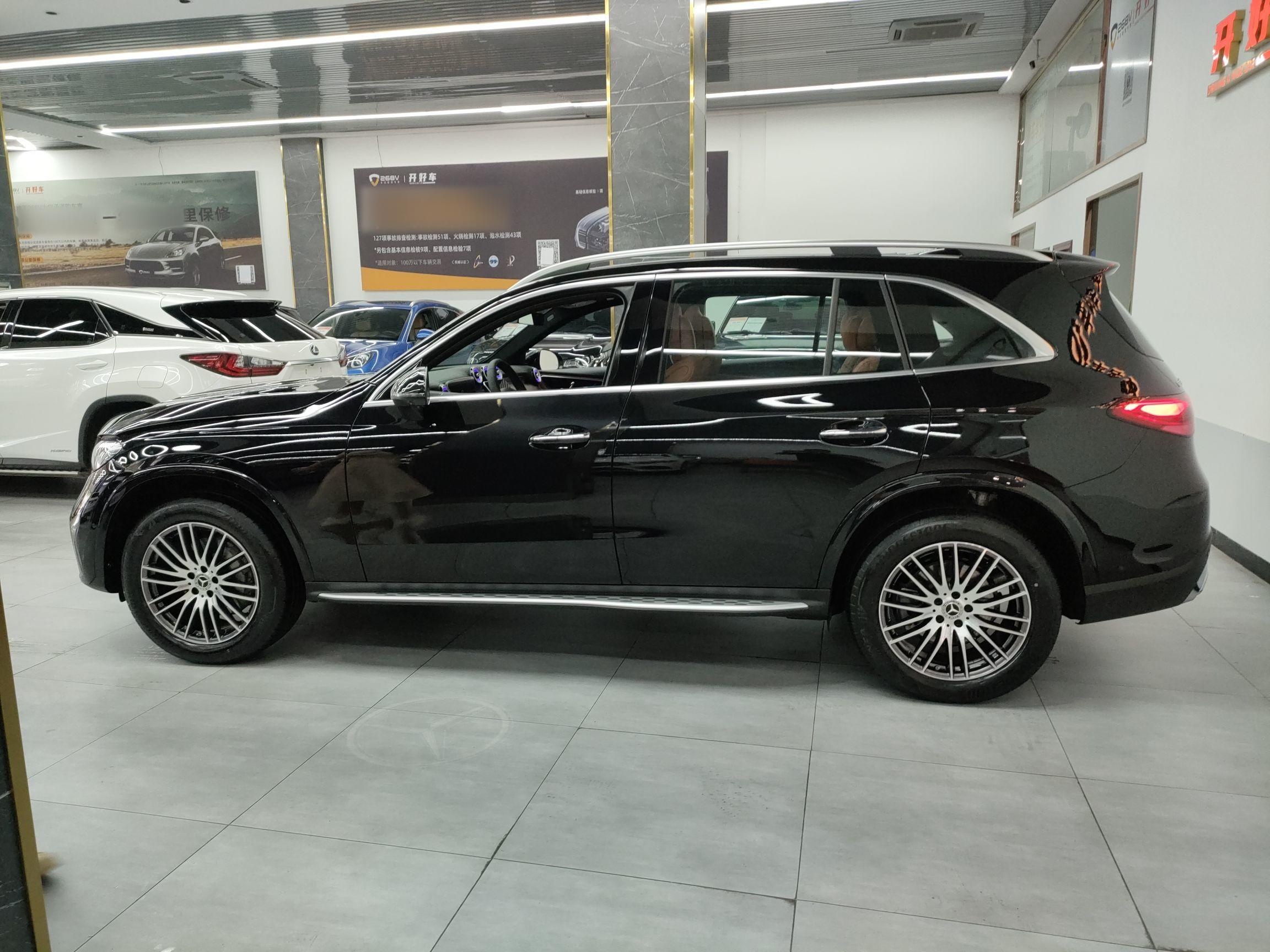 奔驰GLC级 2023款 GLC 300 L 4MATIC 动感型 7座