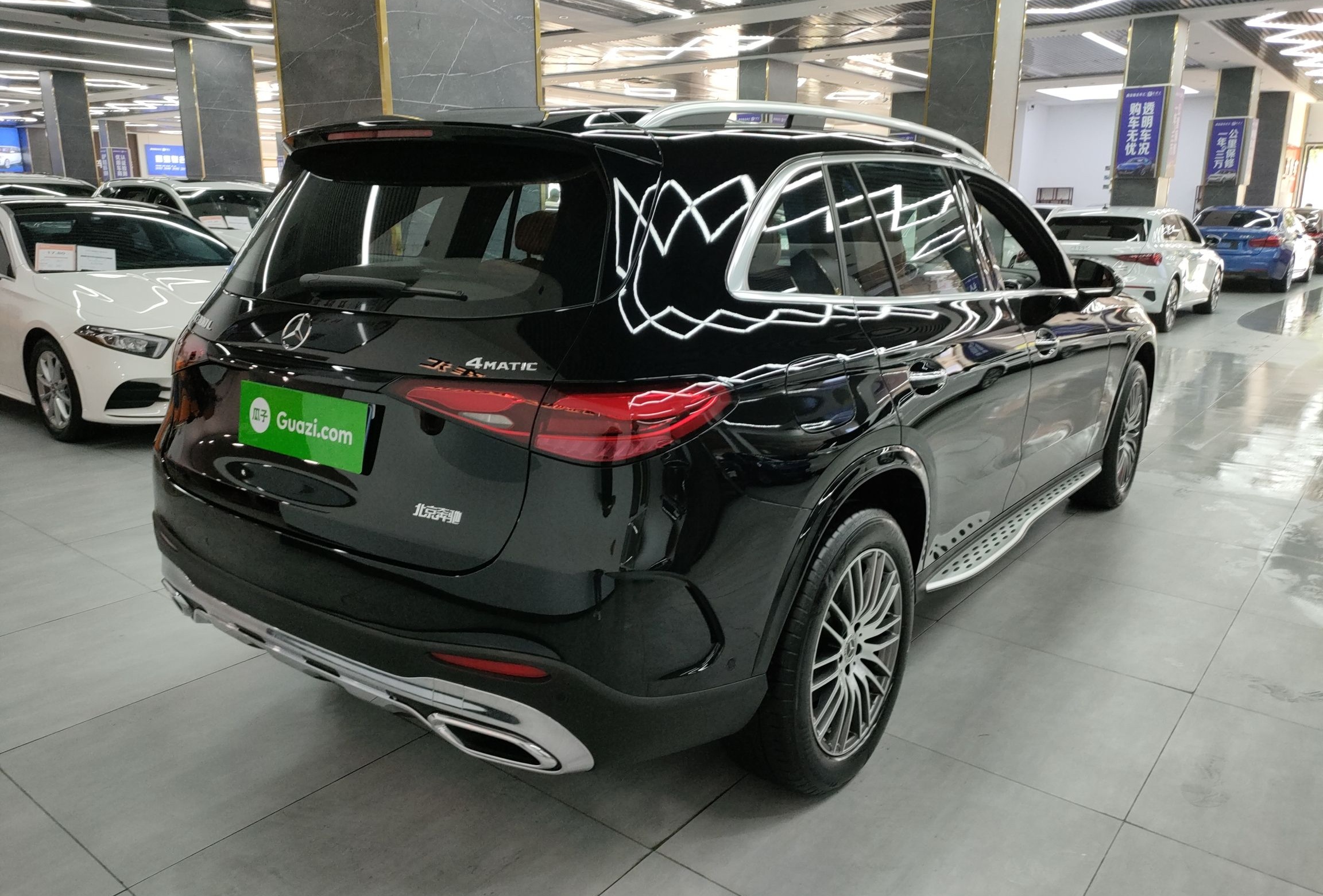 奔驰GLC级 2023款 GLC 300 L 4MATIC 动感型 7座