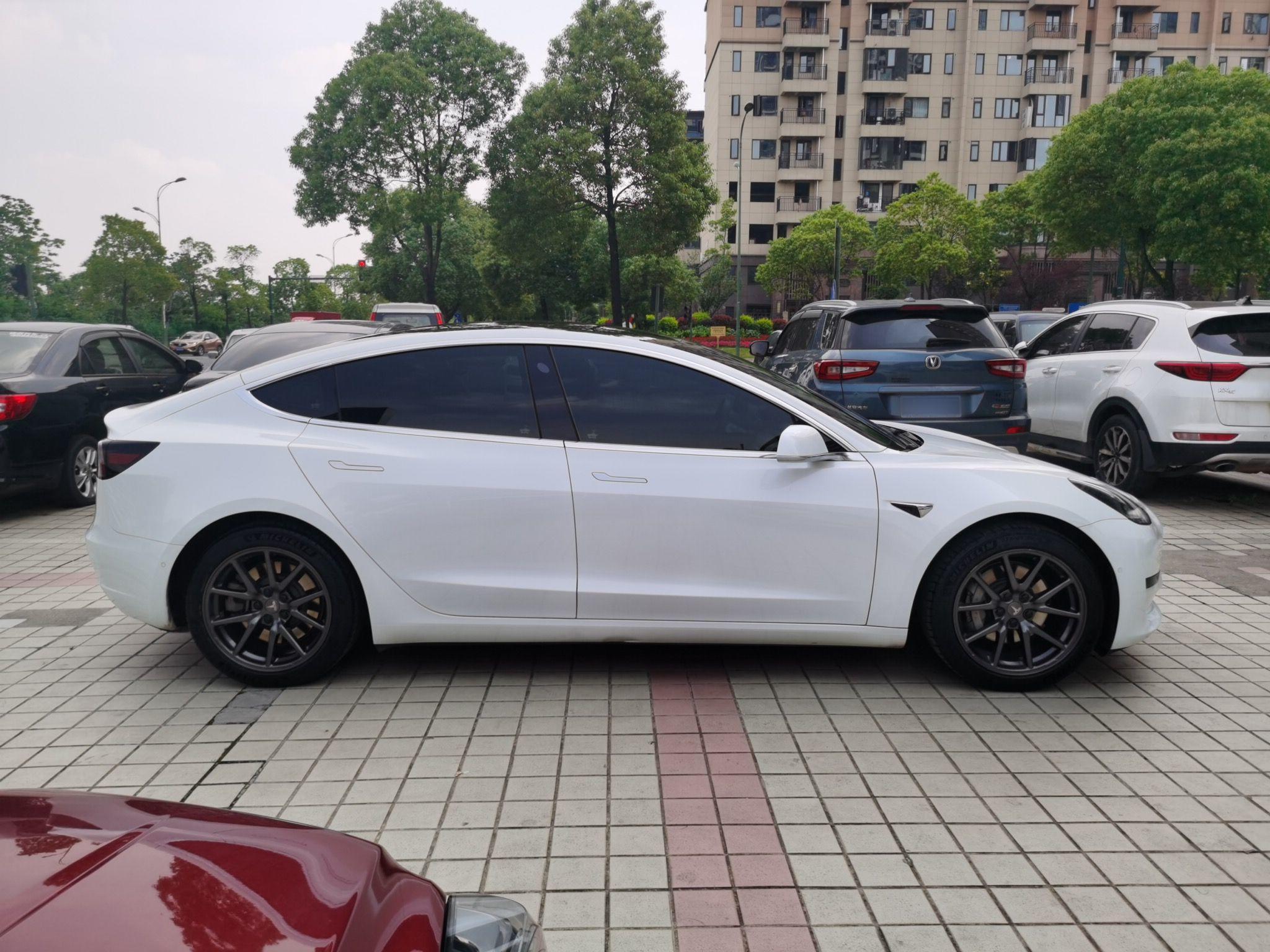 特斯拉 Model 3 2020款 改款 标准续航后驱升级版