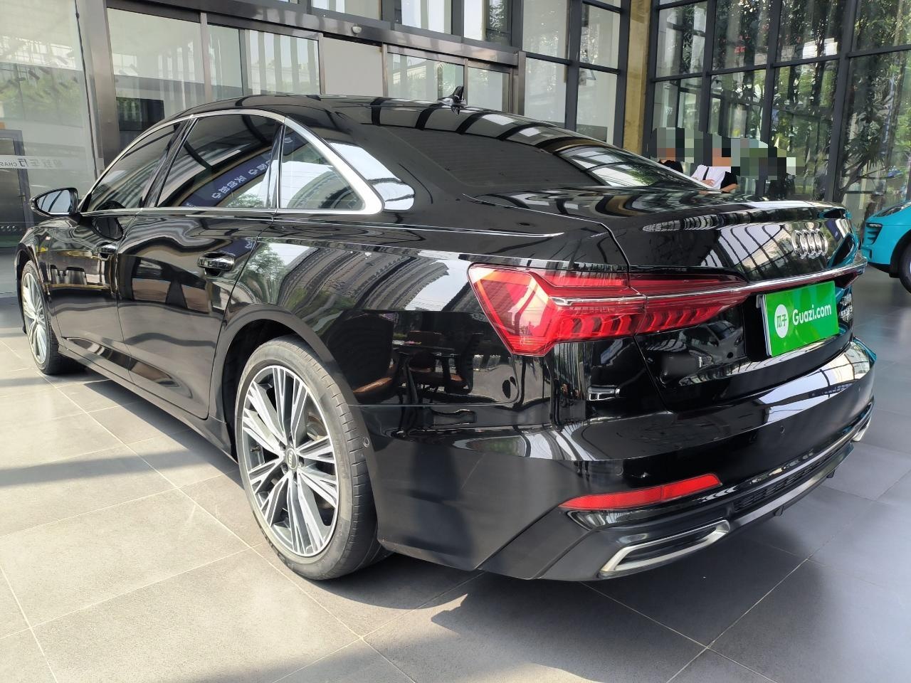 奥迪A6L 2019款 55 TFSI quattro 尊享动感型