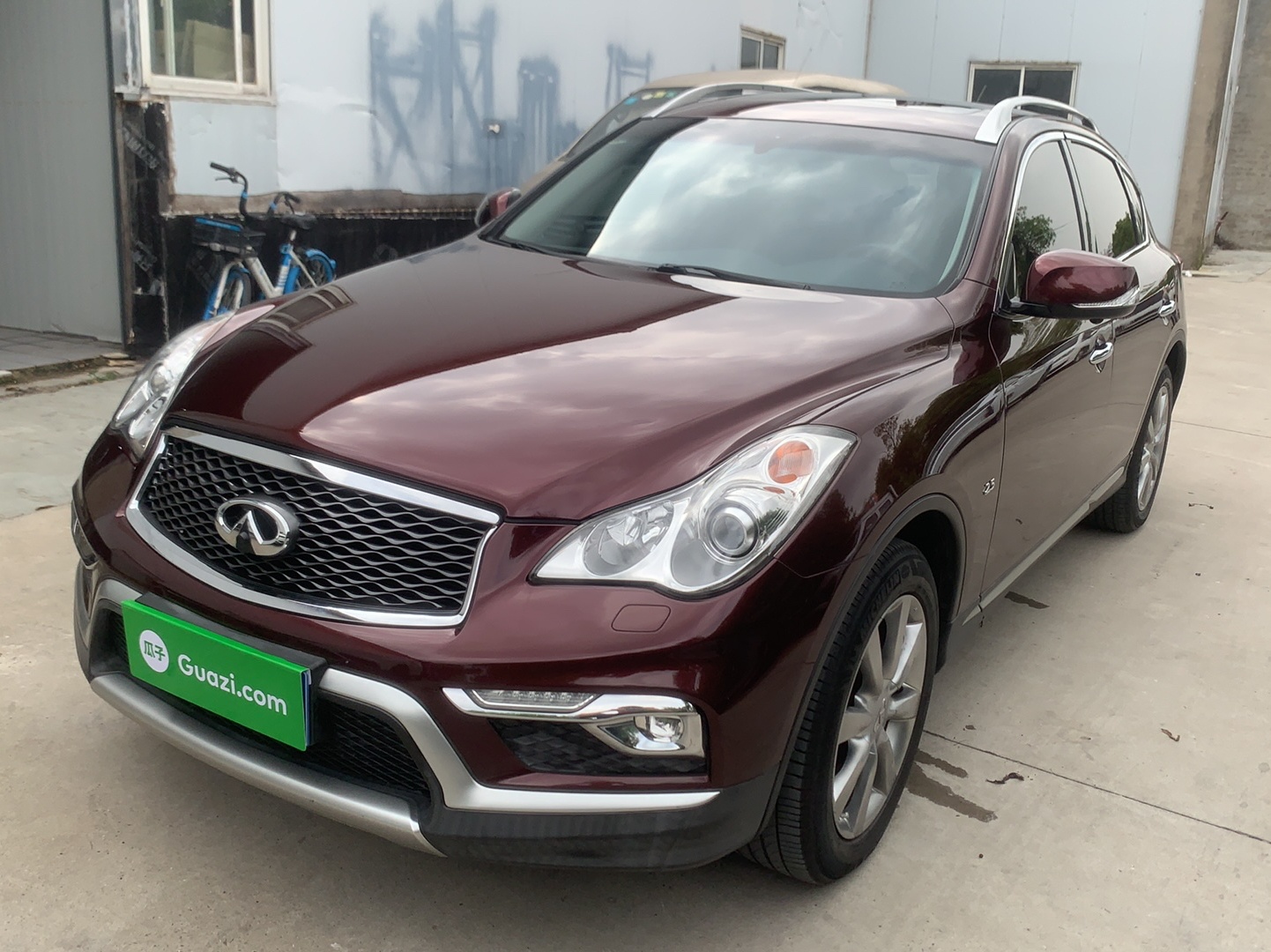 英菲尼迪QX50 2015款 2.5L 舒适版