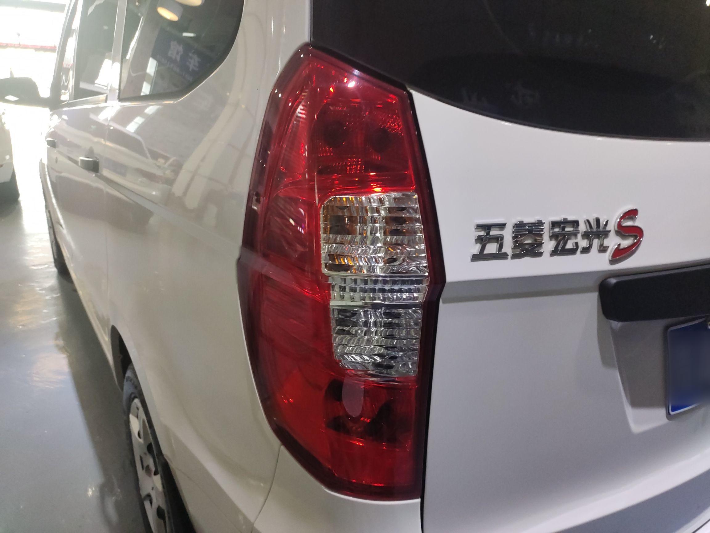 五菱汽车 五菱宏光 2020款 1.2L S基本型国VI LSI