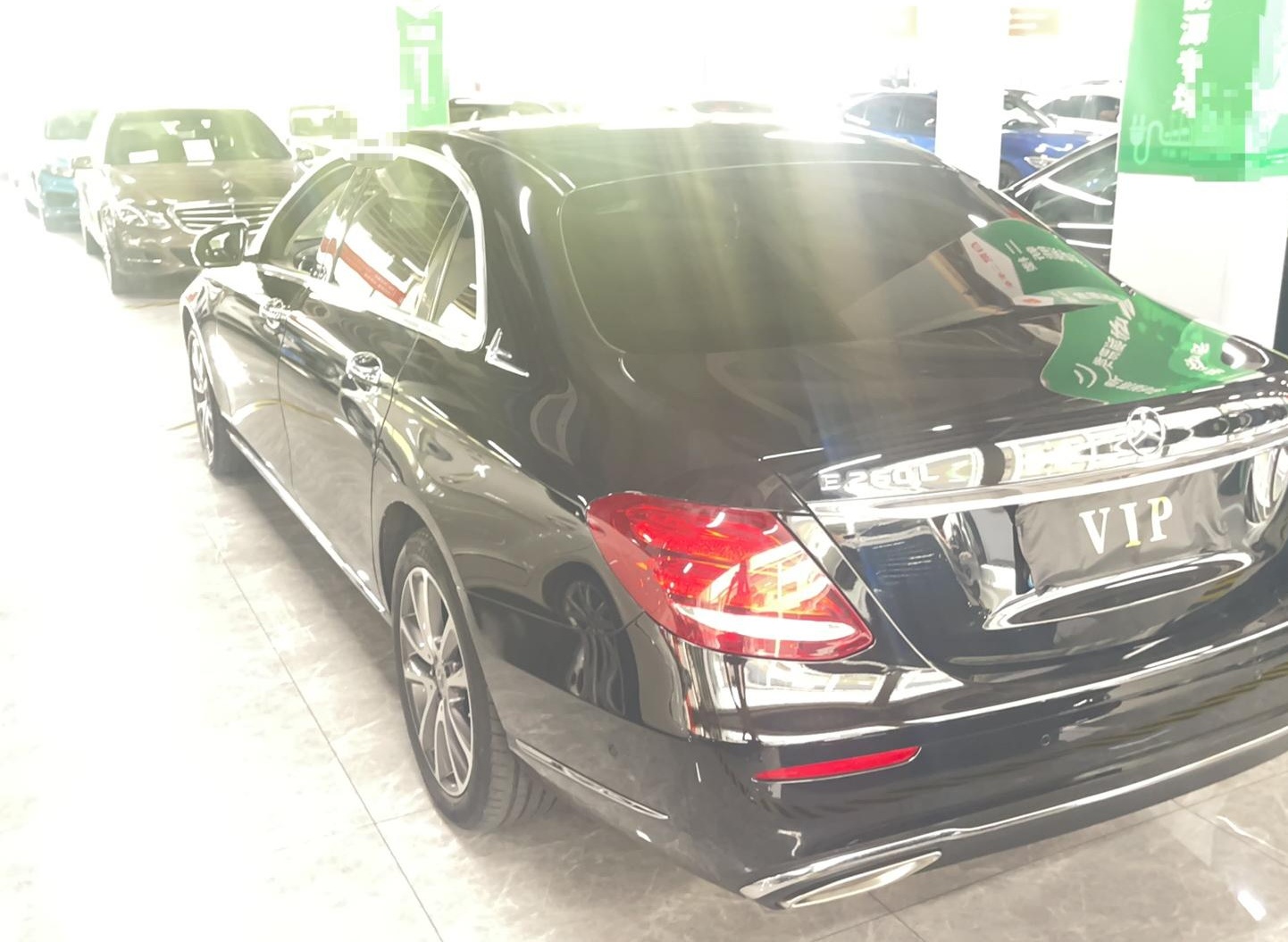 奔驰E级 2019款 E 260 L