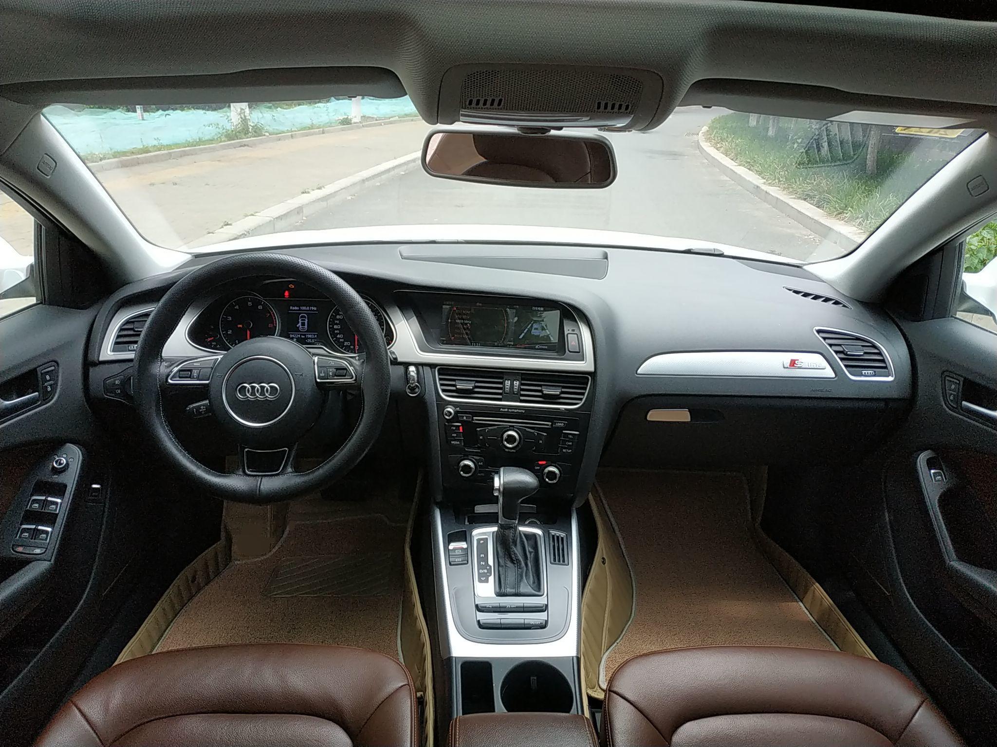 奥迪A4L 2015款 35 TFSI 自动标准型