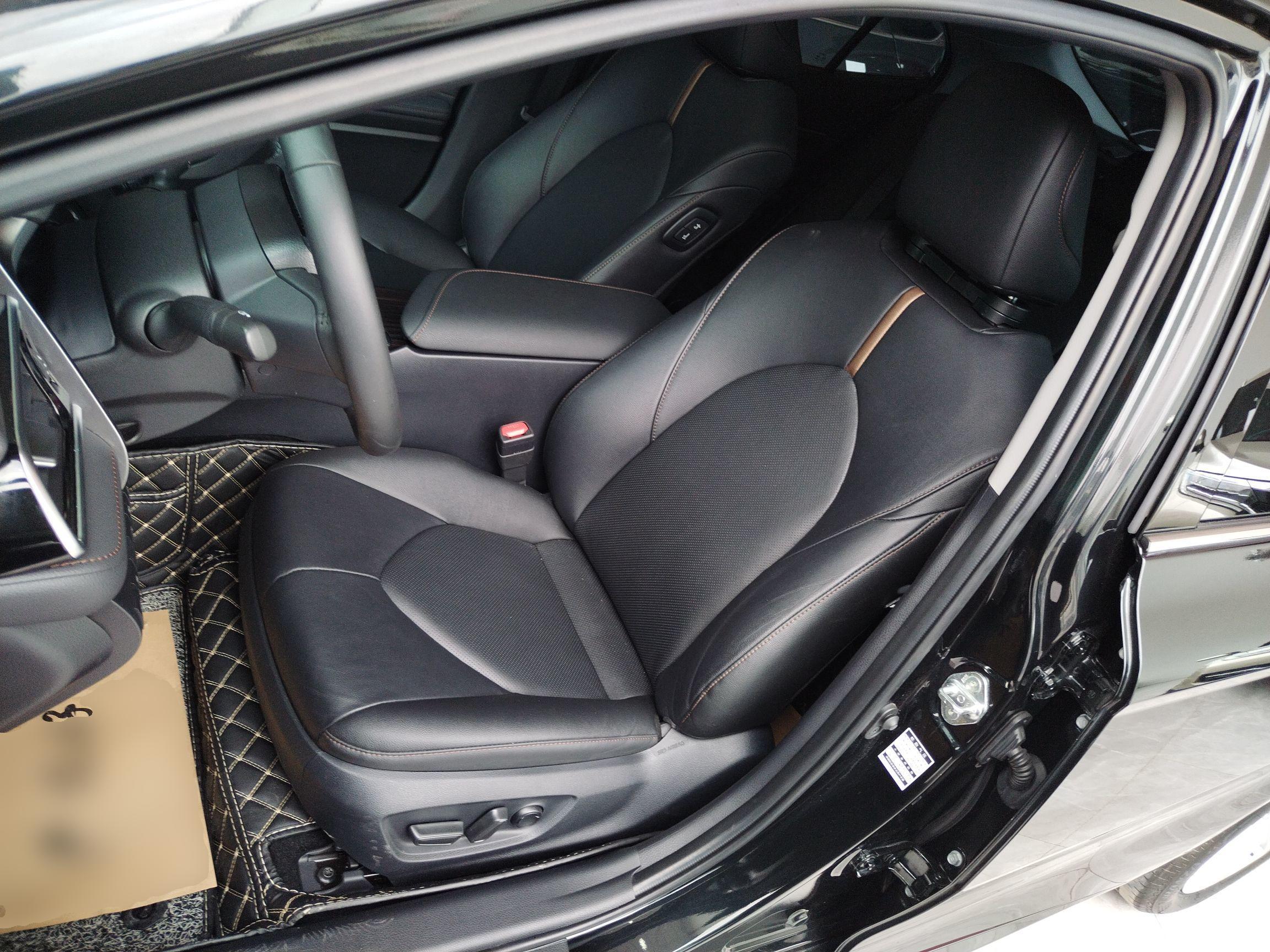 丰田 凯美瑞 2019款 改款 2.0G 豪华版