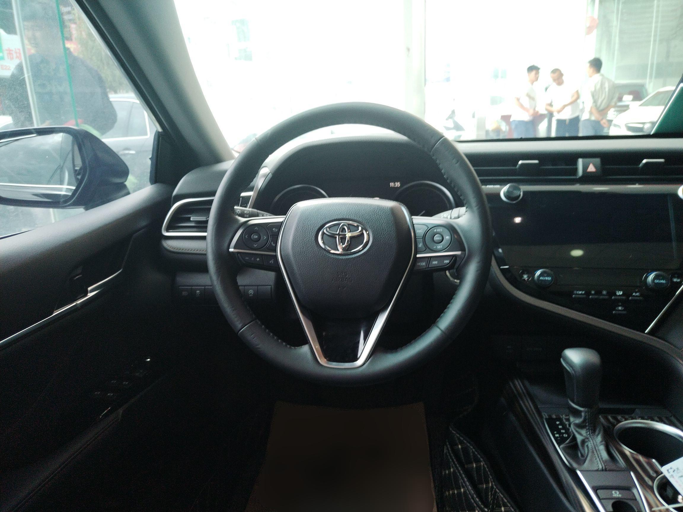 丰田 凯美瑞 2019款 改款 2.0G 豪华版