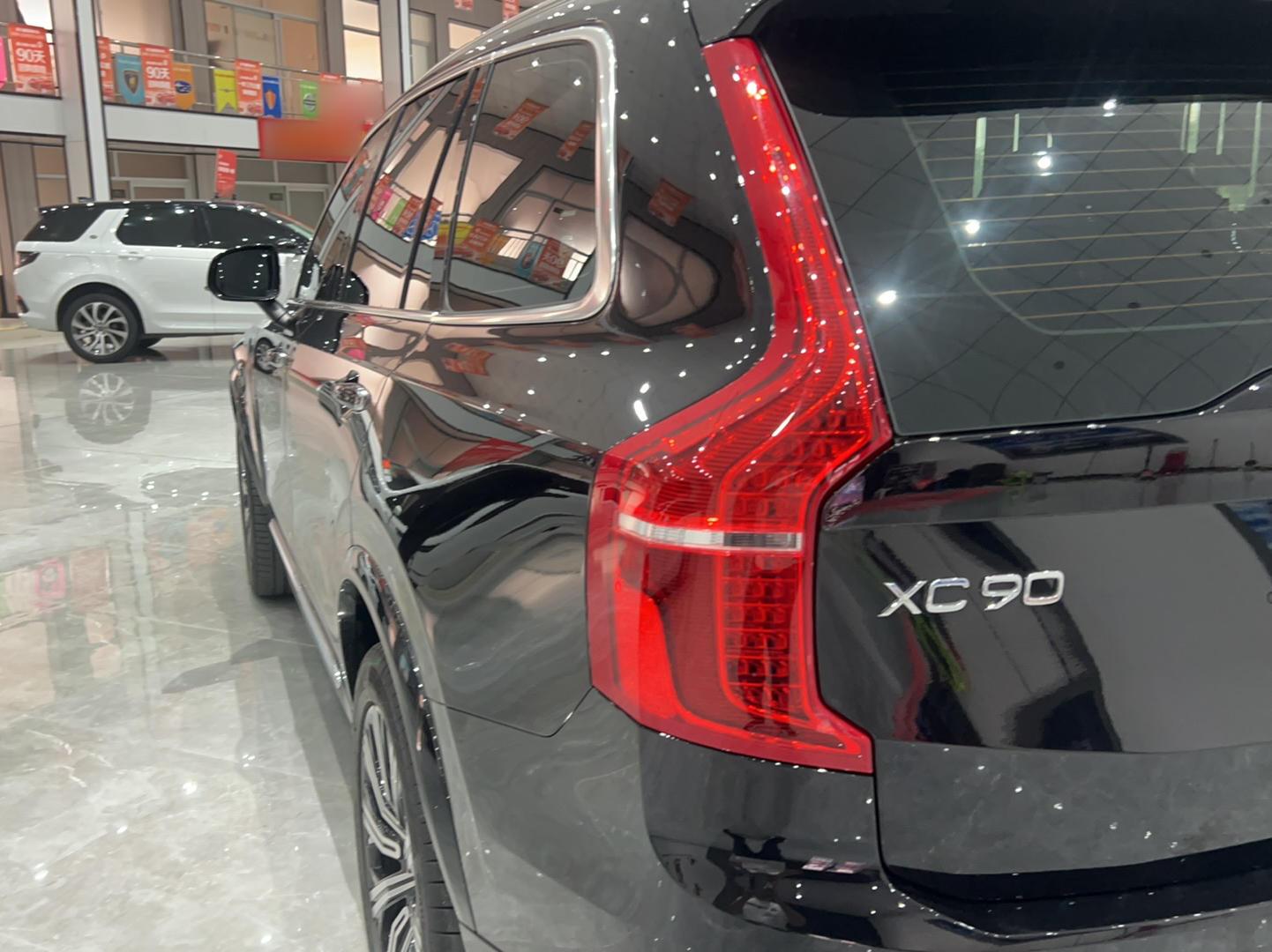 沃尔沃XC90 2021款 B6 智逸豪华版 7座(进口)