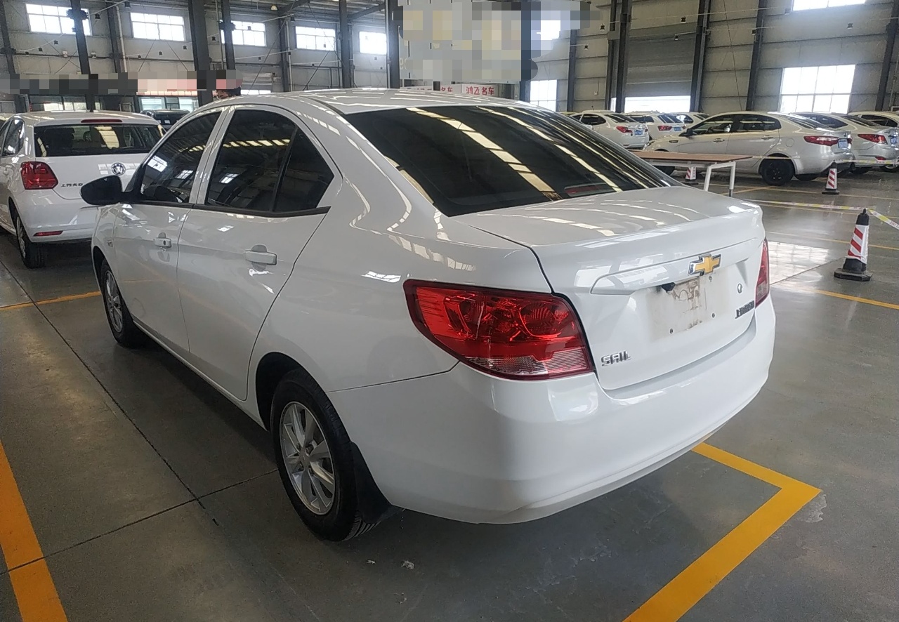 雪佛兰 2015款 赛欧3 1.3L 手动理想版