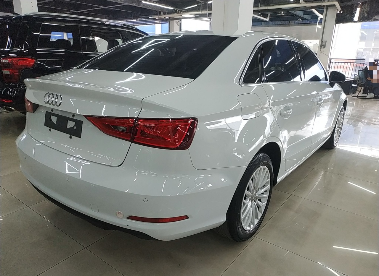 奥迪A3 2015款 Limousine 35 TFSI 百万纪念智领型