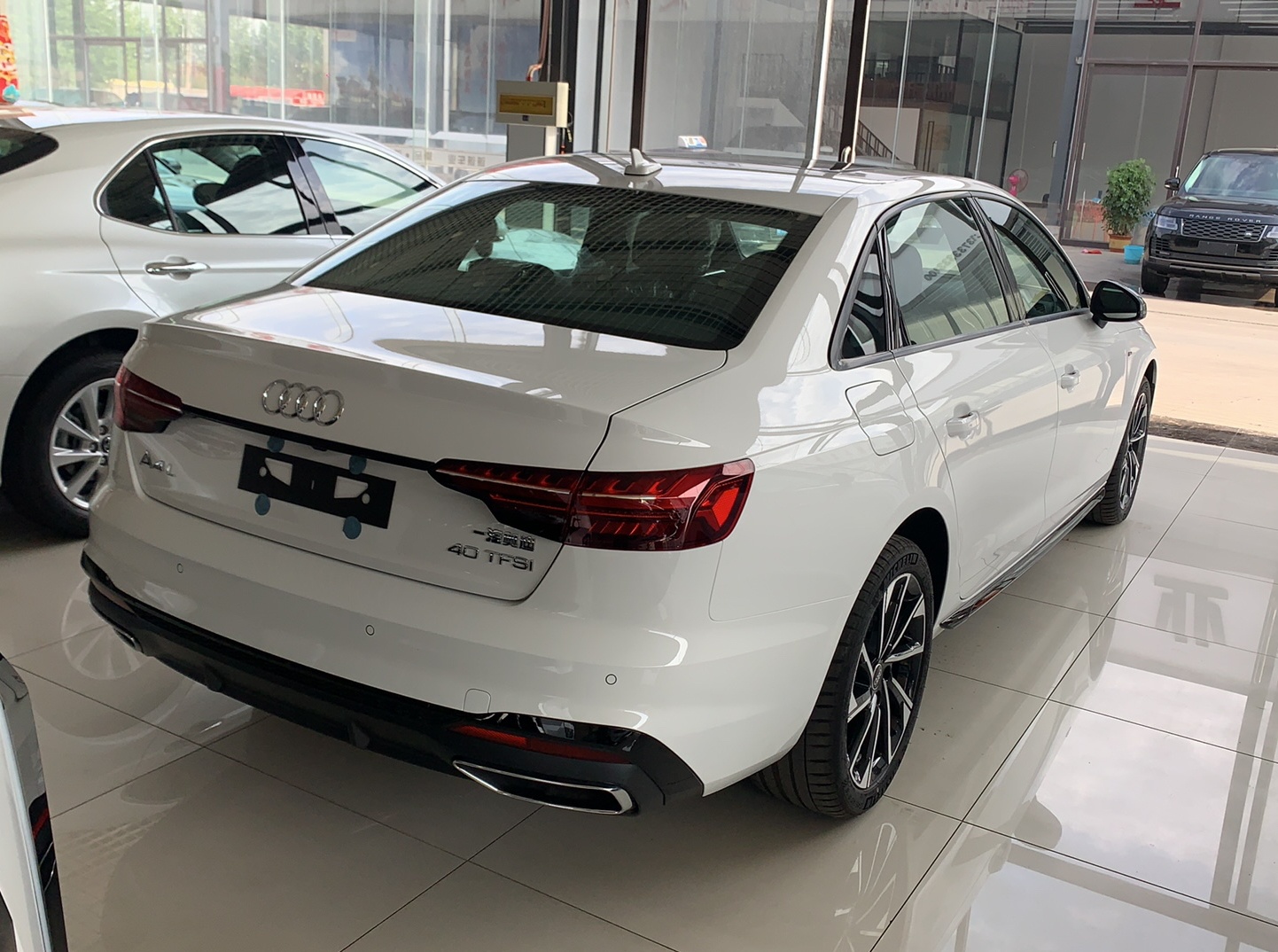 奥迪A4L 2023款 40 TFSI 豪华动感型