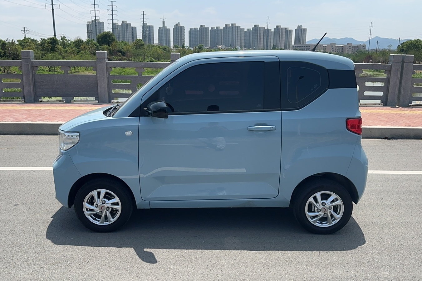 五菱汽车 宏光MINI EV 2020款 自在款 磷酸铁锂