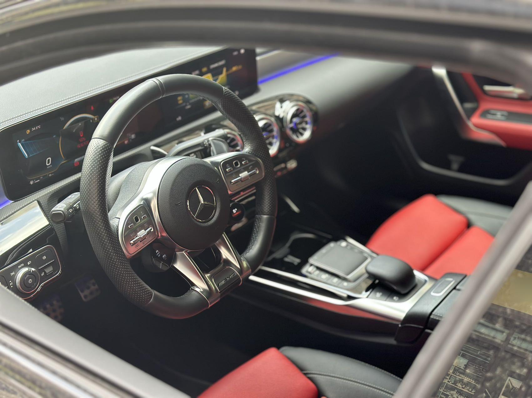 奔驰A级AMG 2022款 AMG A 35 4MATIC