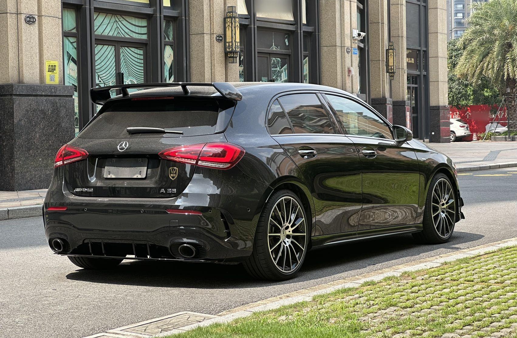 奔驰A级AMG 2022款 AMG A 35 4MATIC