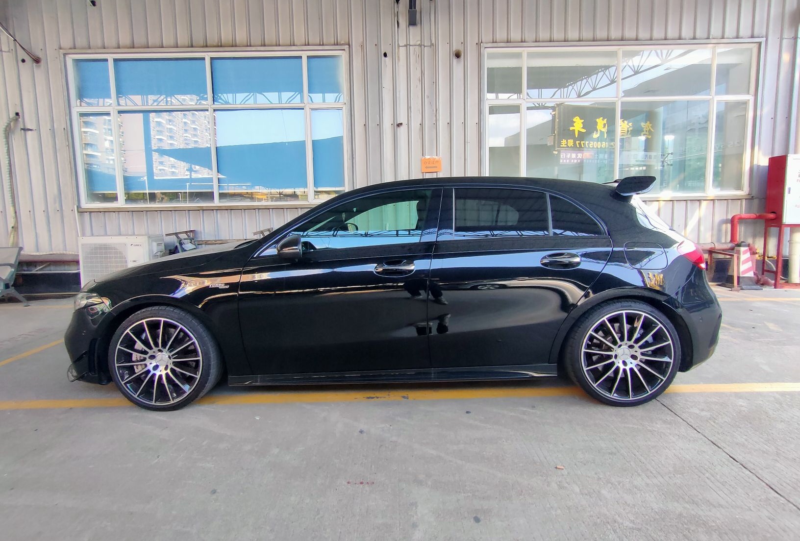 奔驰A级AMG 2022款 AMG A 35 4MATIC