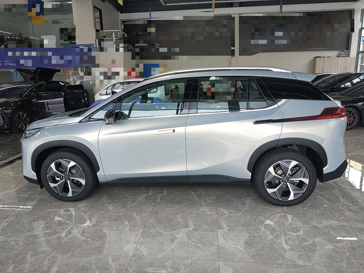 广汽埃安 Aion V(埃安V) 2021款 PLUS 70 智享科技版