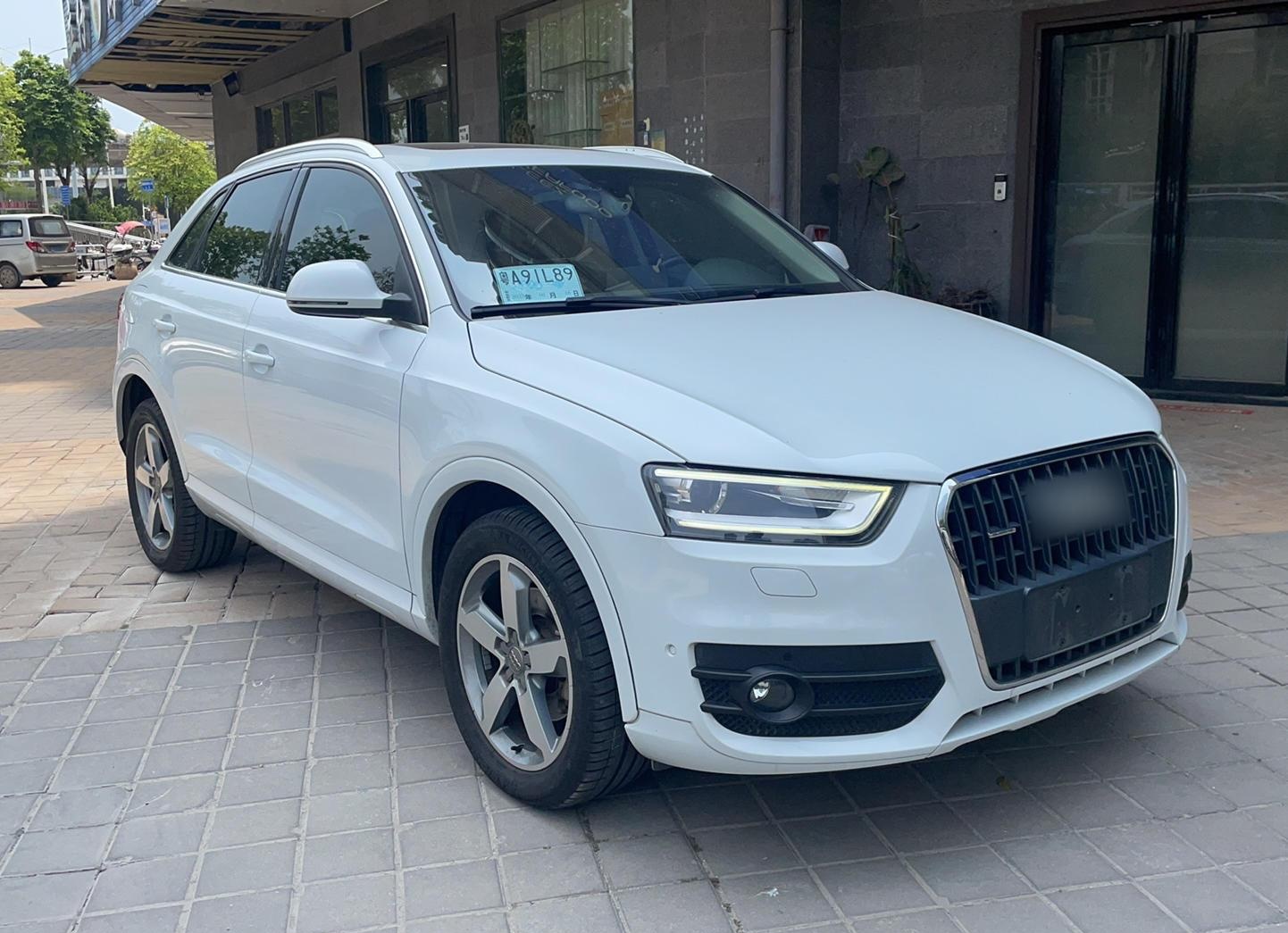 奥迪Q3 2013款 40 TFSI quattro 豪华型