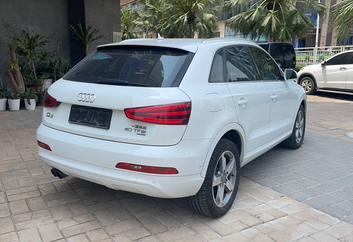 奥迪Q3 2013款 40 TFSI quattro 豪华型