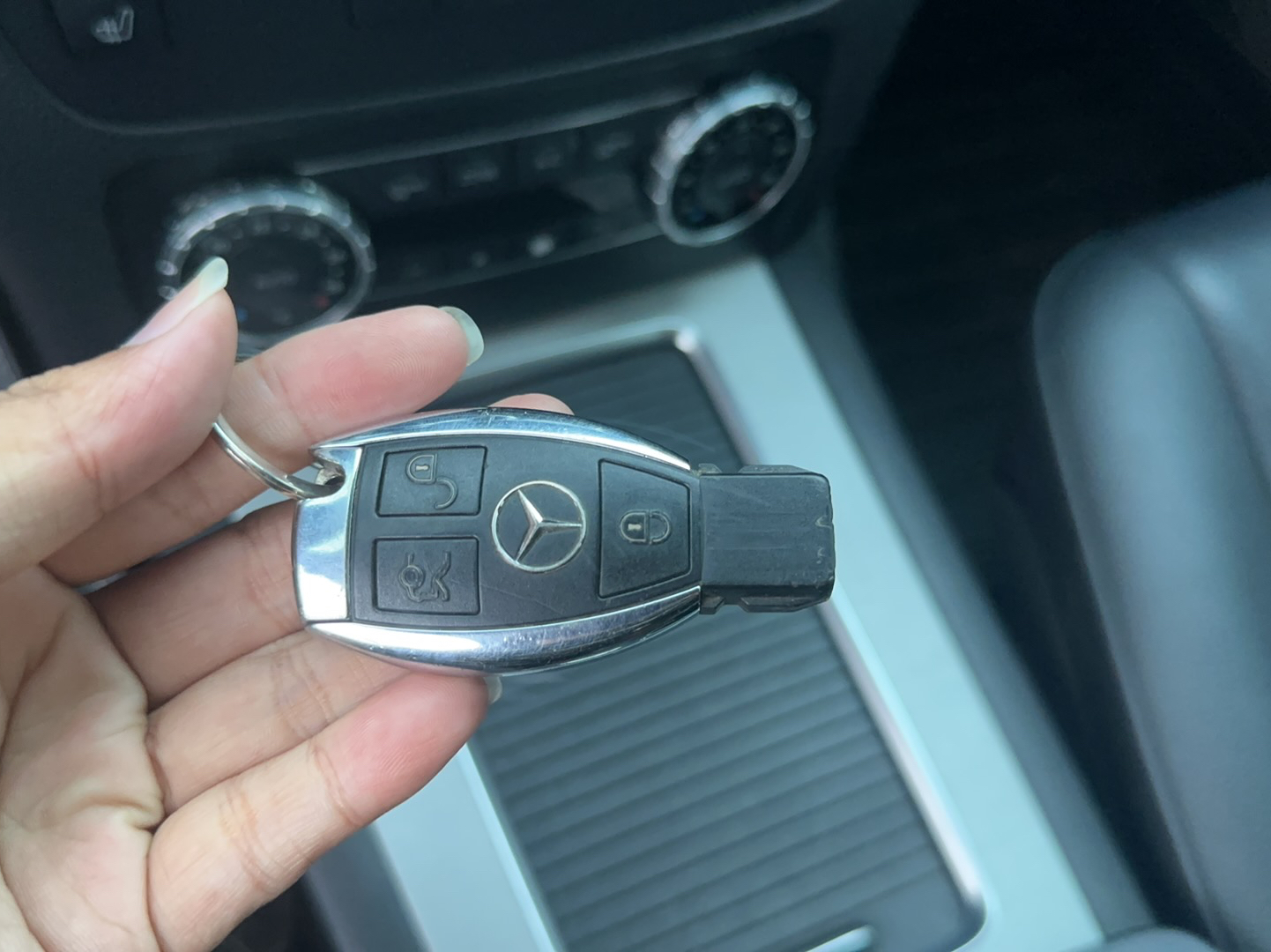 奔驰GLK级 2013款 GLK 300 4MATIC 动感天窗型