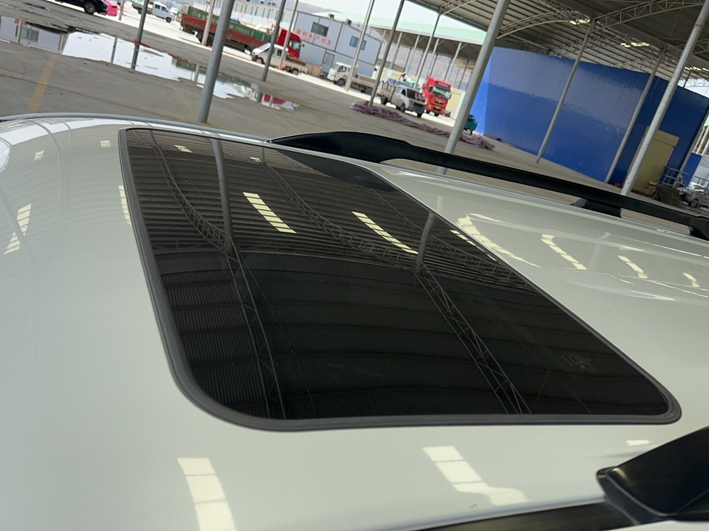 丰田 普拉多 2019款 3.5L 自动TX-L尊享版后挂备胎