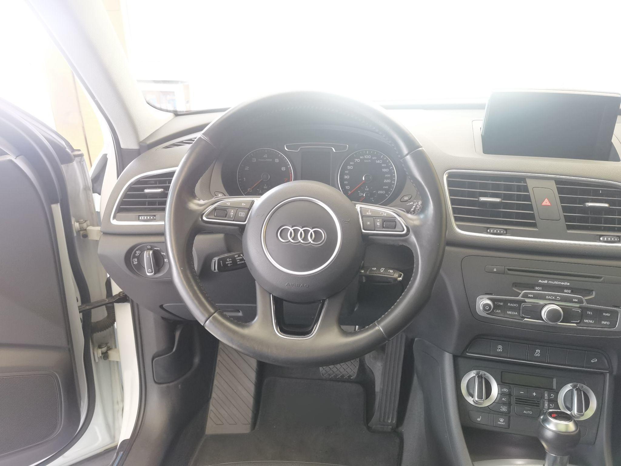 奥迪Q3 2012款 35 TFSI quattro 舒适型(进口)