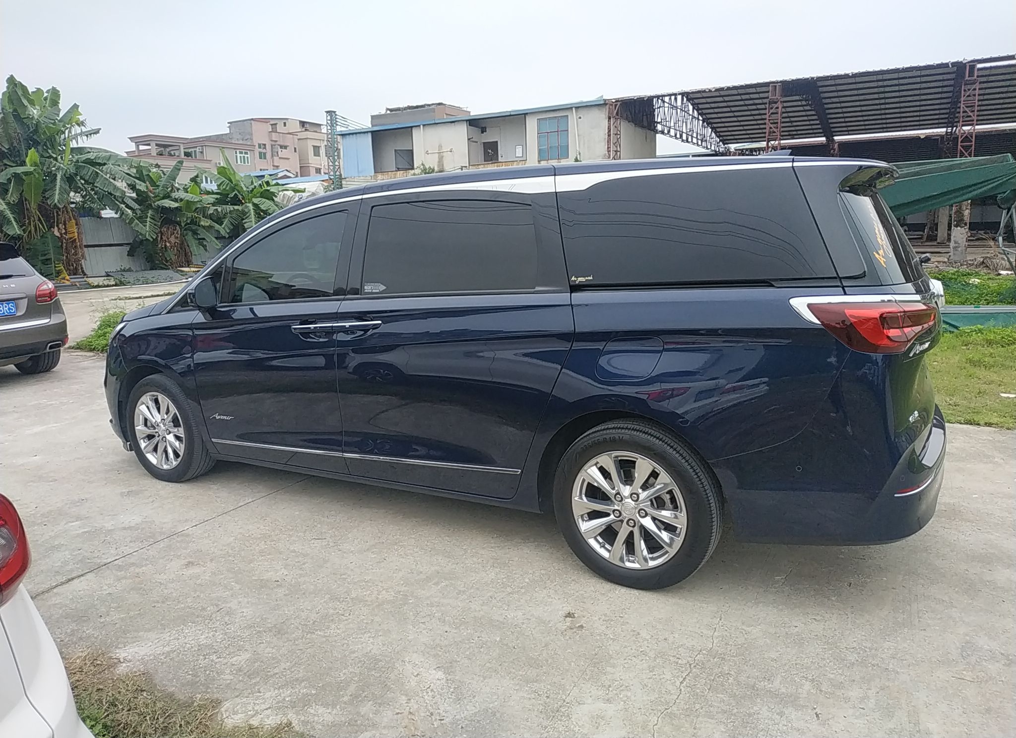别克GL8 2020款 Avenir艾维亚 四座尊礼版