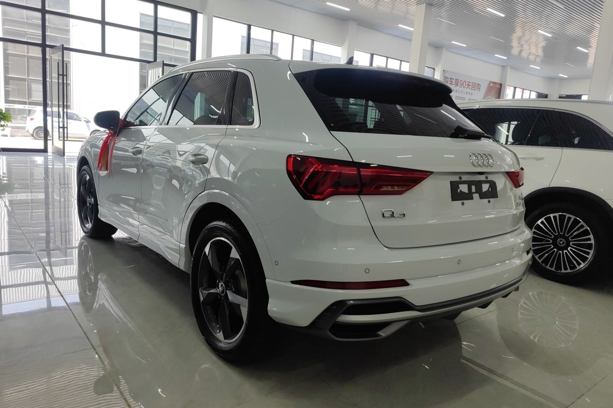 奥迪Q3 2022款 35 TFSI 时尚动感型